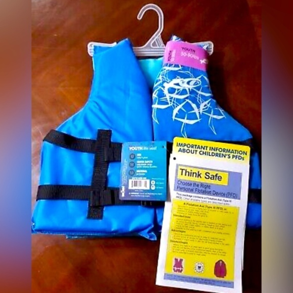 Kids life vest. Youth